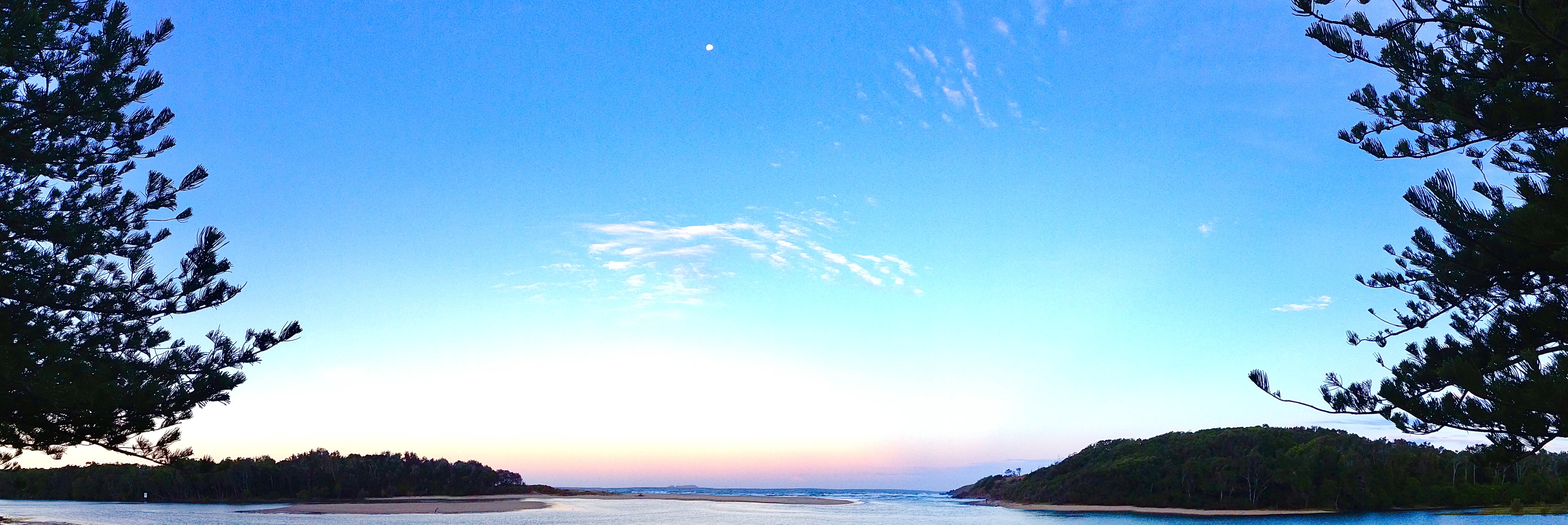 Distant view of South Solitary Island in the Solitary Islands Marine Park, Coffs Harbour